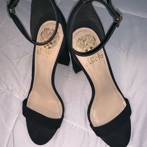 Vince Camuto Black clunk heels
